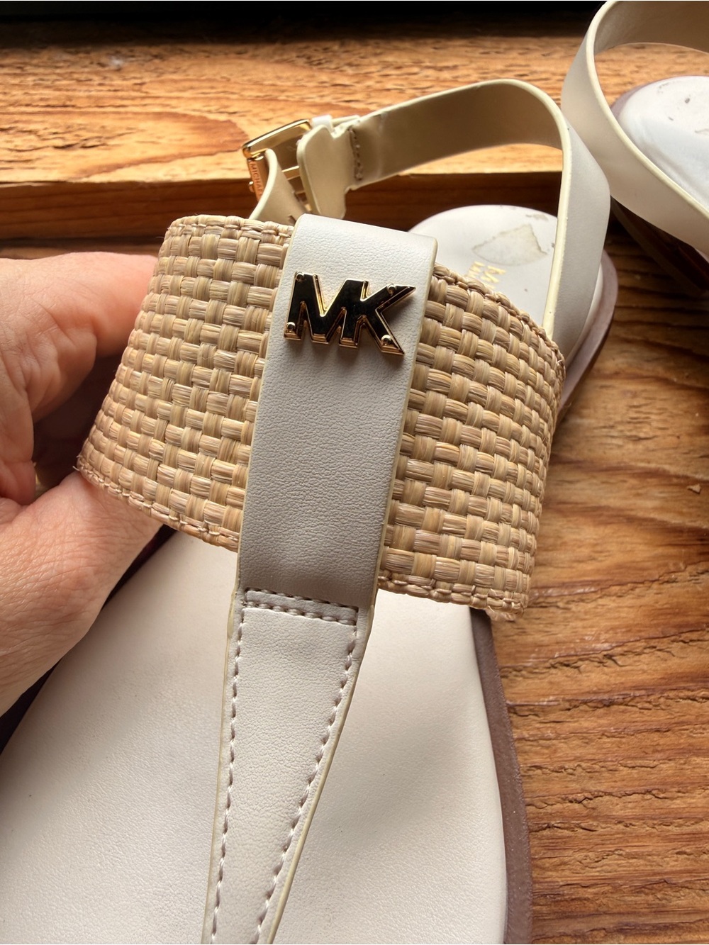 Michael Kors Women's White Straw-Accent Thong Sandals - Picture 3 of 5